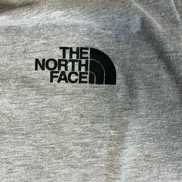 The North Face Men's‎ Heather Gray Short Sleeve Tee Size Small - Picture 4 of 7